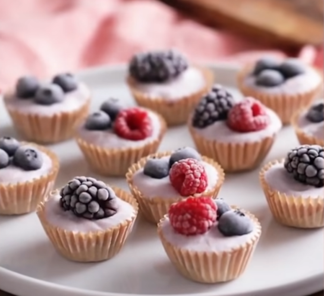 Cupcakes met bessen Cupcakes met bessen